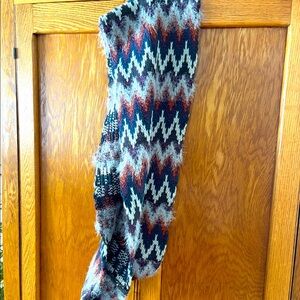 Scarf: western/Navajo style from the Buckle, o/s, women’s, autumn colors